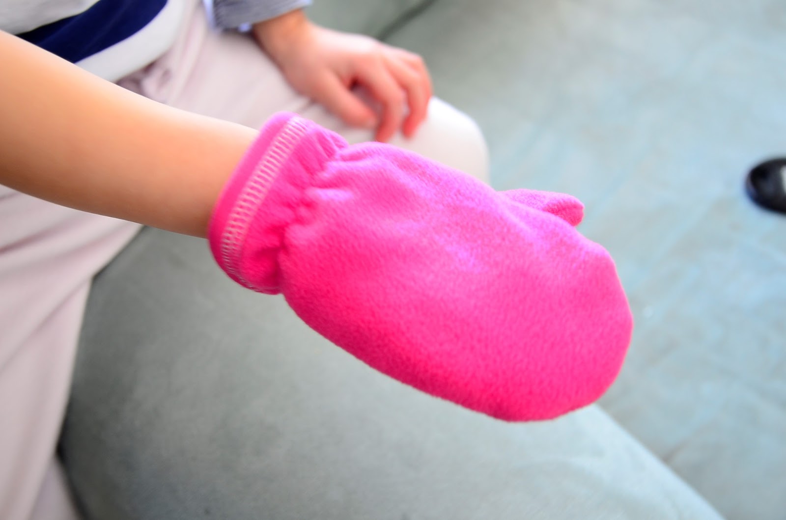 Jane of all Trades Fleece Cuffs Tutorial