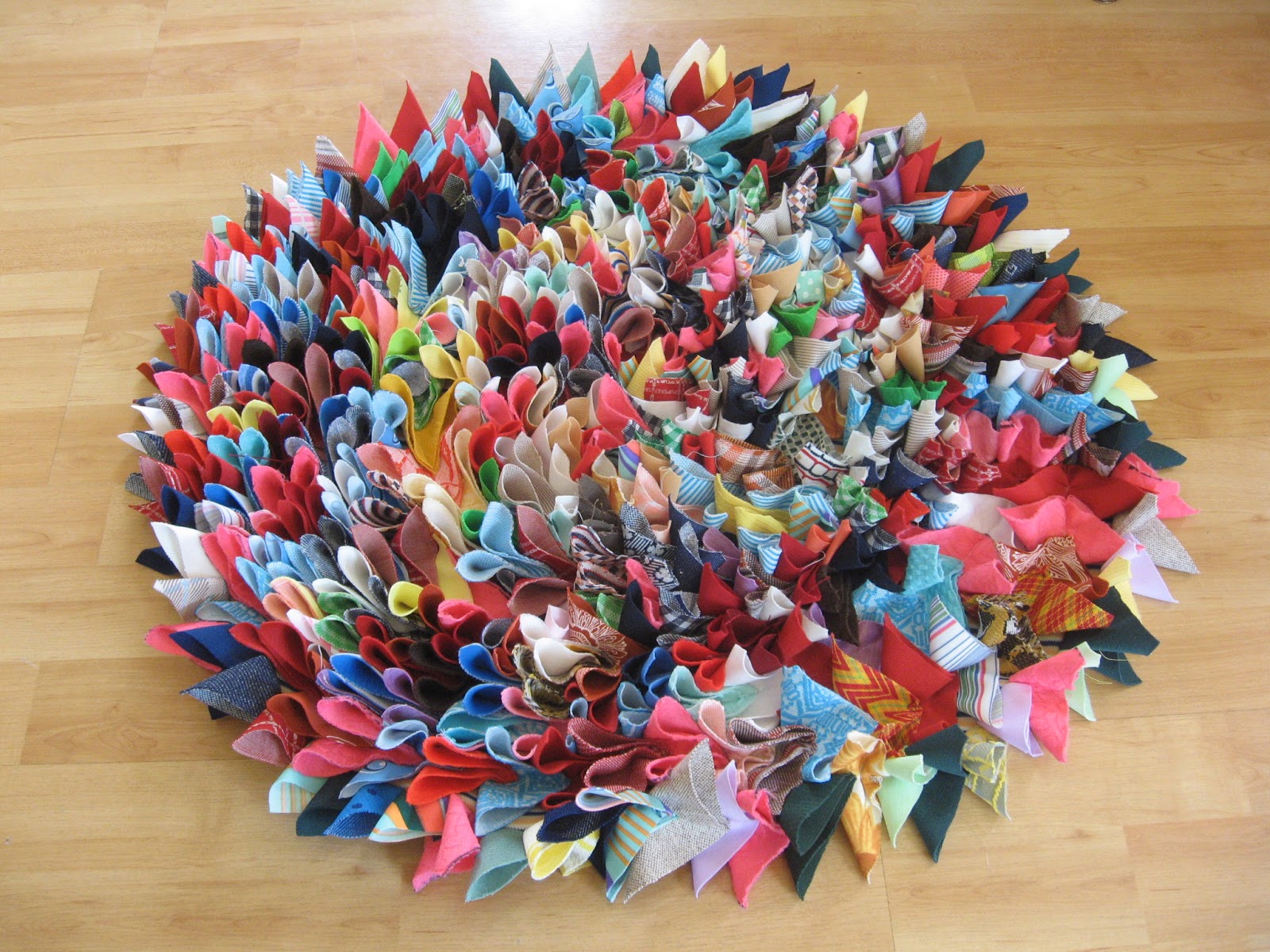 Proverbs 31 Living Rag Rugs for August (I'm playing catchup)