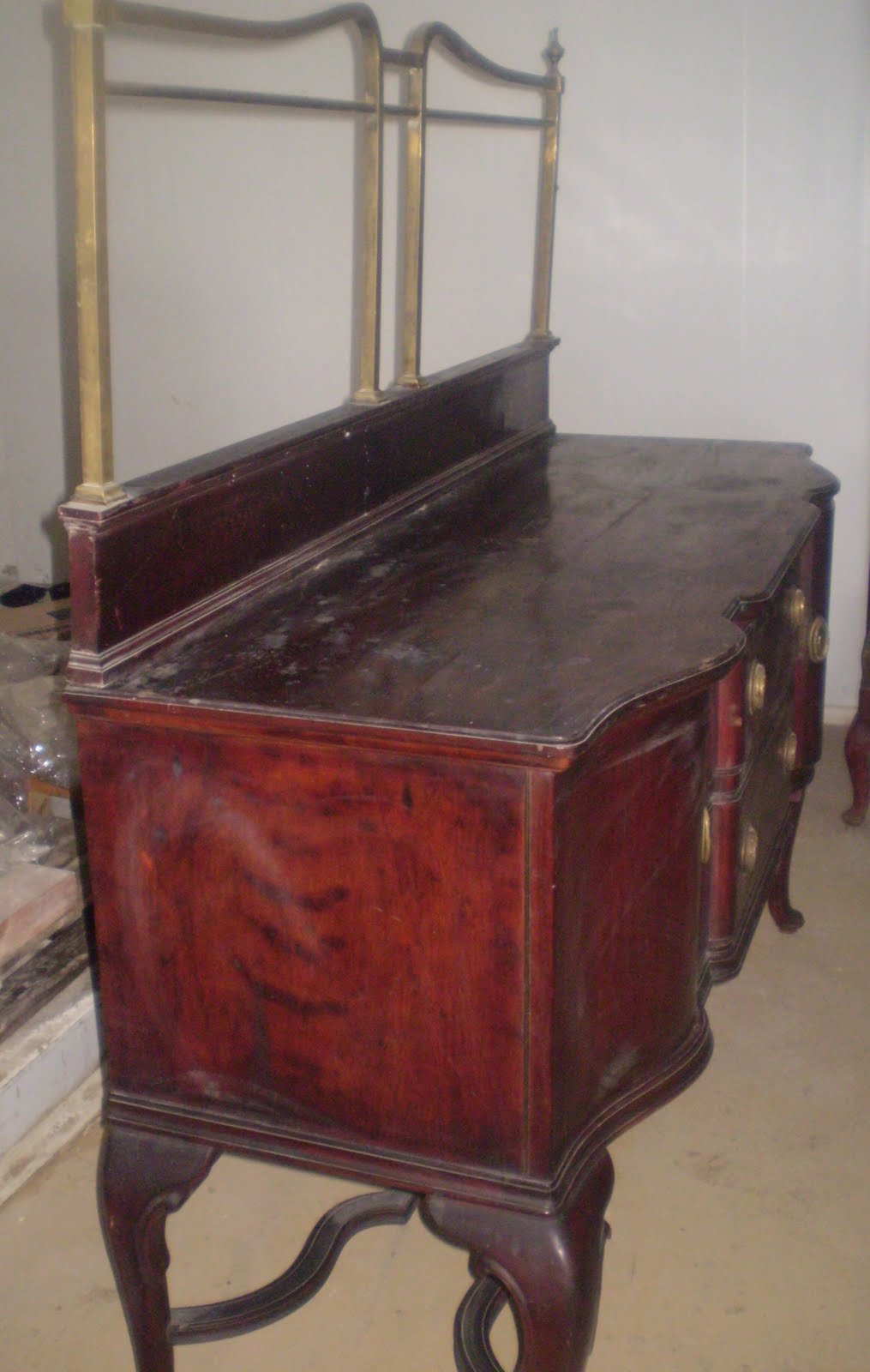 Restauracion Muebles COMPRA VENTA DE MUEBLES ANTIGUOS, RESTAURADOS Y