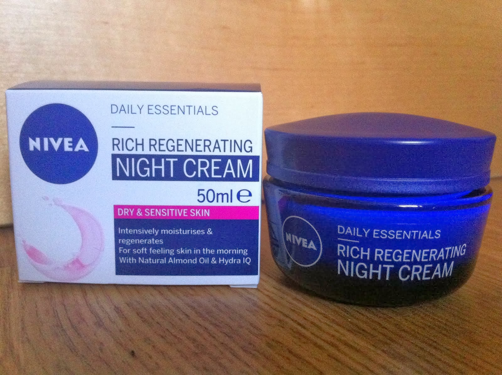 Nivea Daily Essentials Rich Regenerating Night Cream