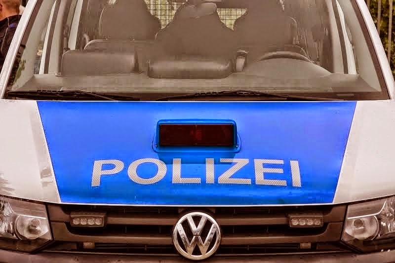 EBOLA Alarm im Jobcenter in Berlin - 2 Bernau LIVE - Dein Stadtmagazin für Bernau bei Berlin