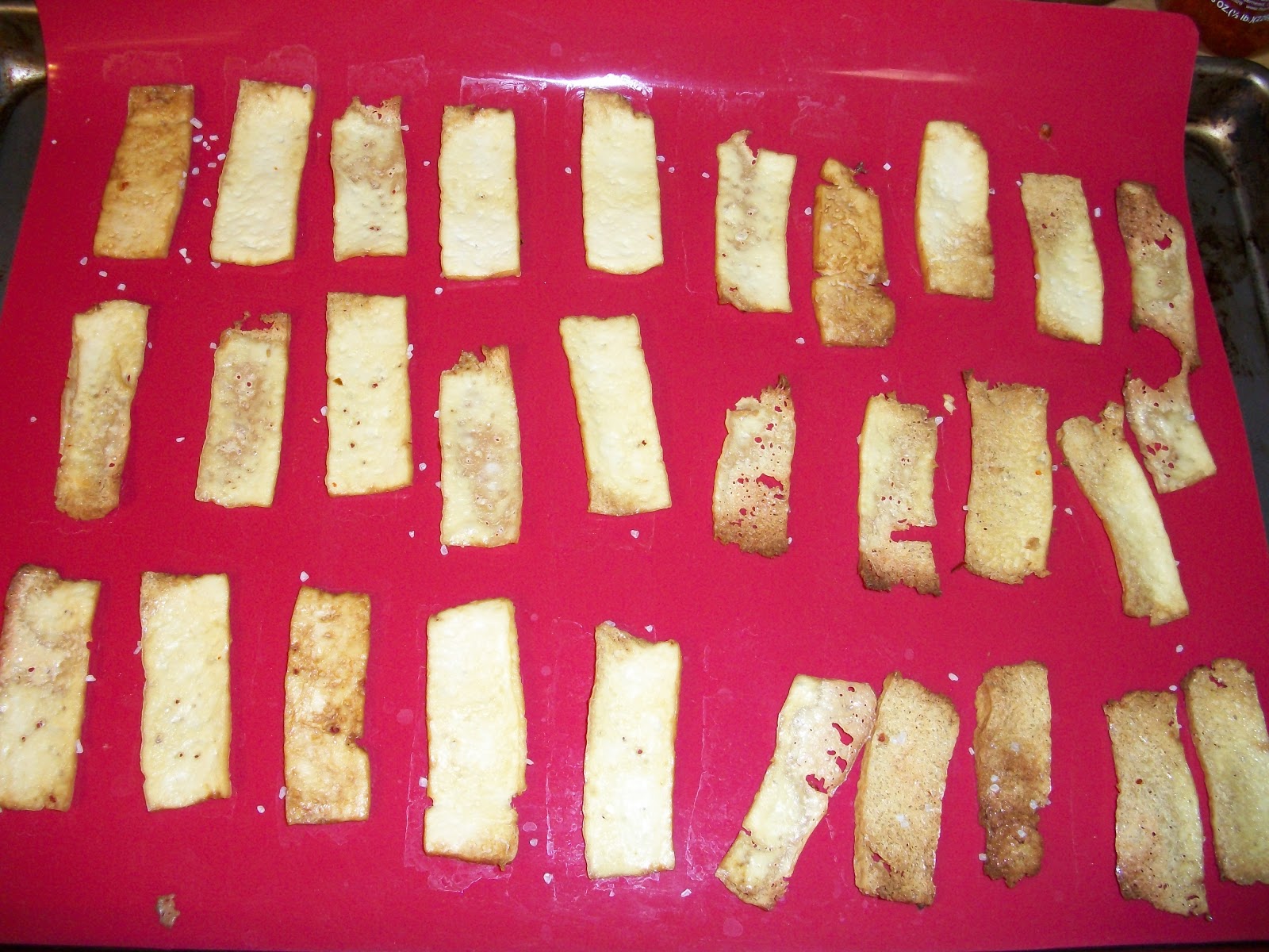 Cooking with love ! Cipsuri de tofu ( Baked tofu chips )