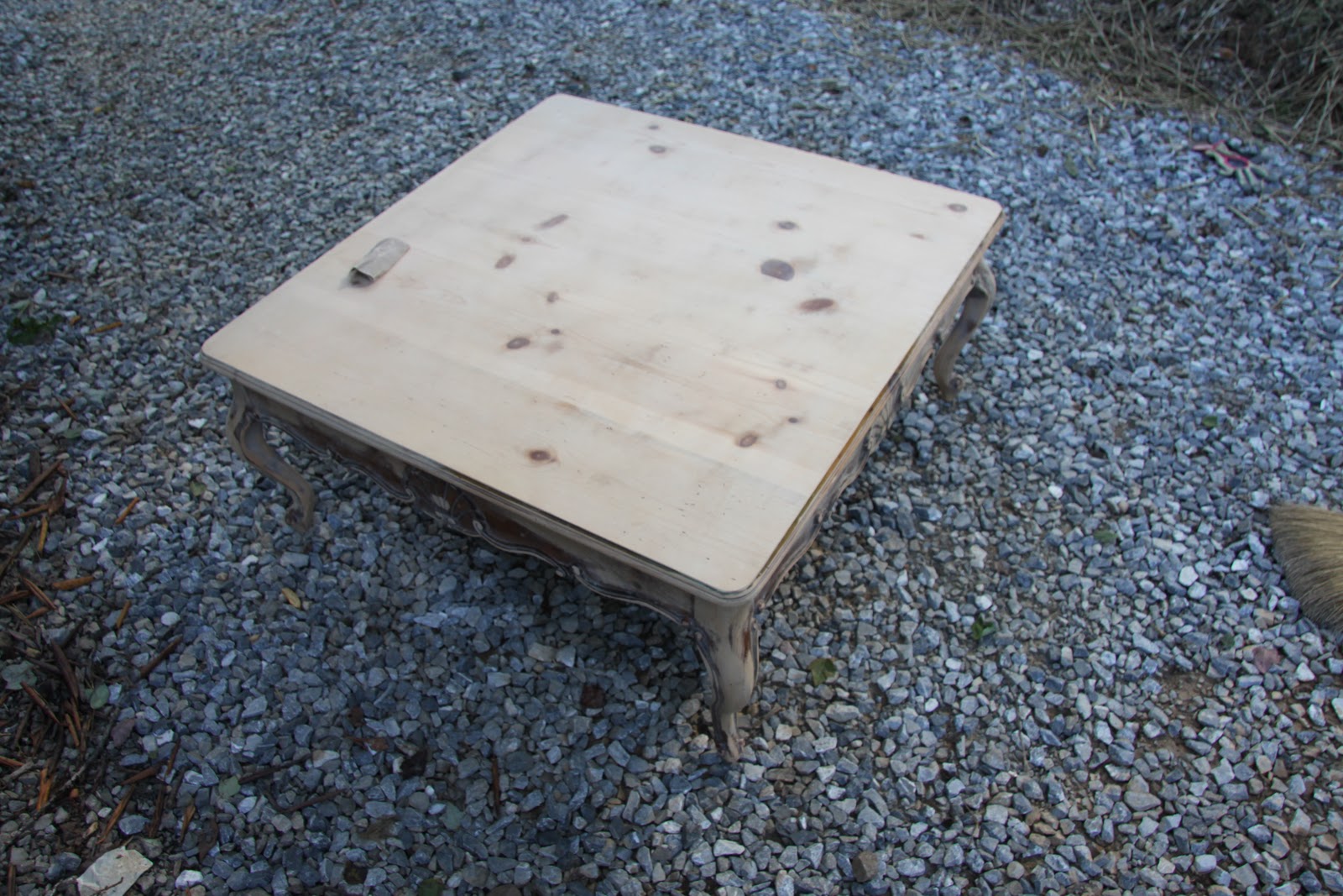 Tiptoethrough Before and After A Coffee Table Makeover