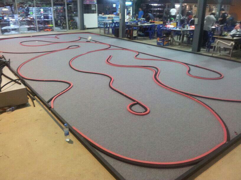 KYOSHOSAN Track Layout at 80 for Thailand MiniZ Worlds 2012