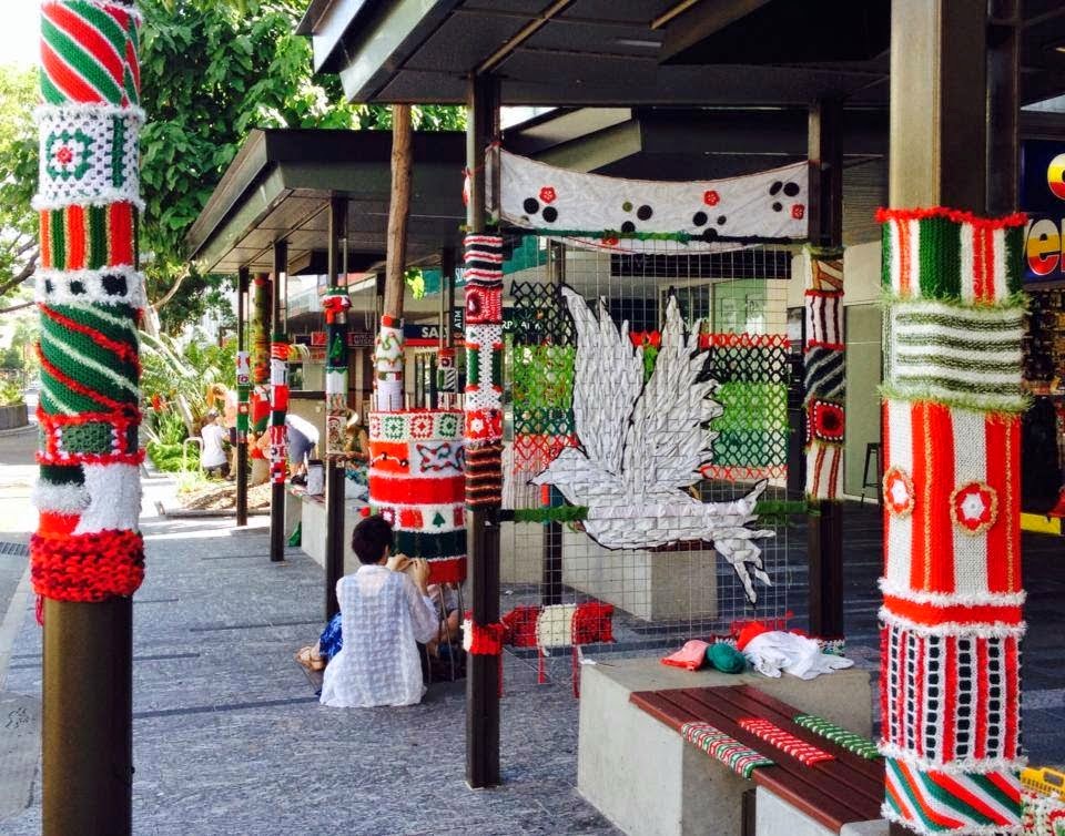 Arlene's Blog Fibres and Fabrics Yarn Bombing for Christmas