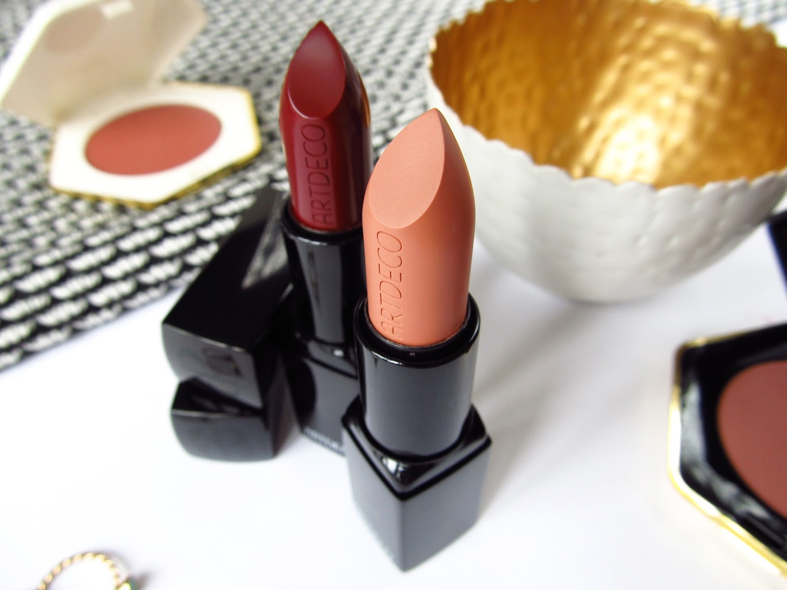 How to easily change up makeup look 1 Eye Look & 4 Artdeco Lipsticks