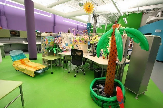 Holiday Decorating Ideas for The Office Holiday Decorating Ideas for The Office