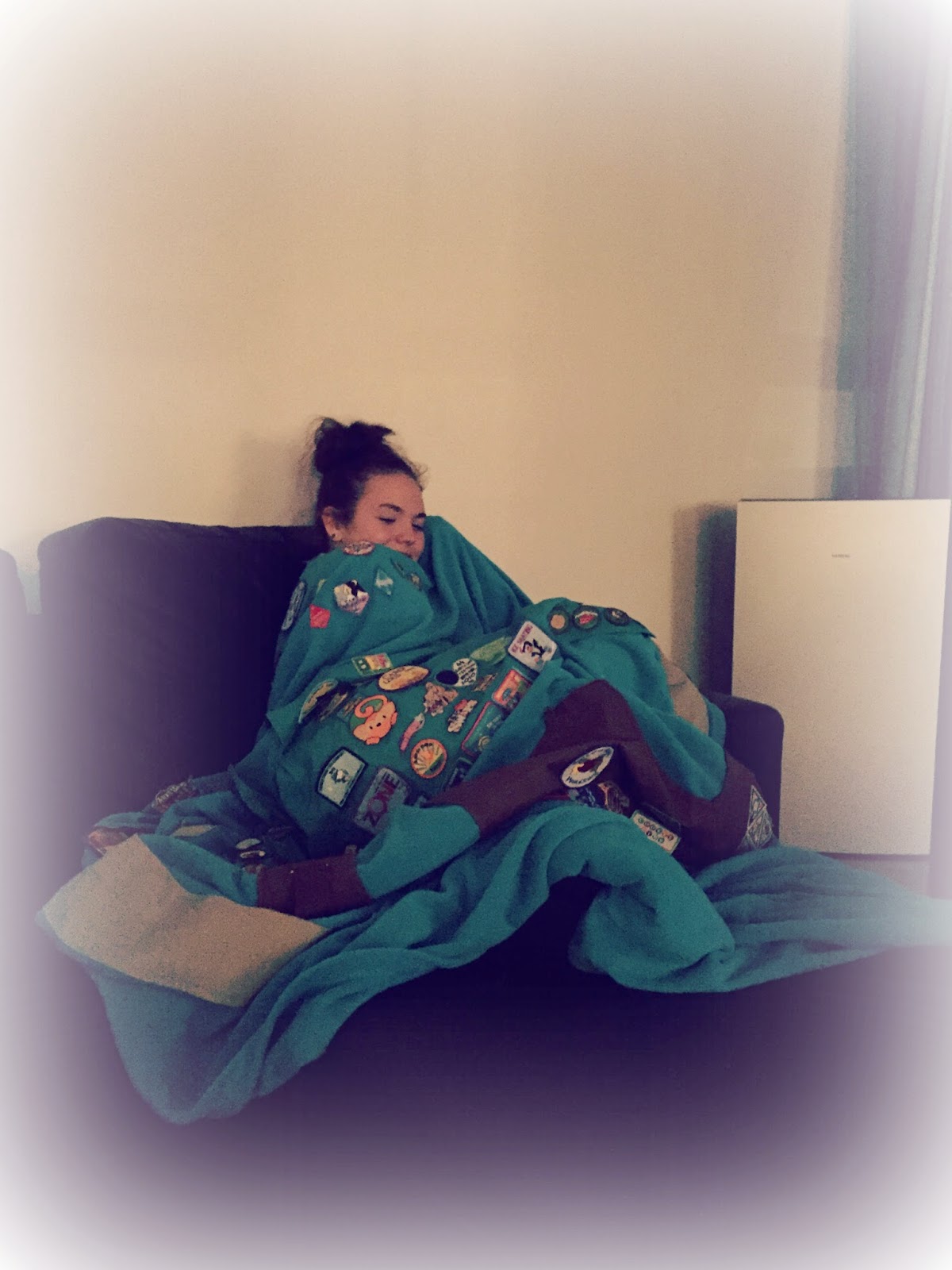 Diary of an Urban Housewife How to make a Girl Guide/Girl Scout Blanket