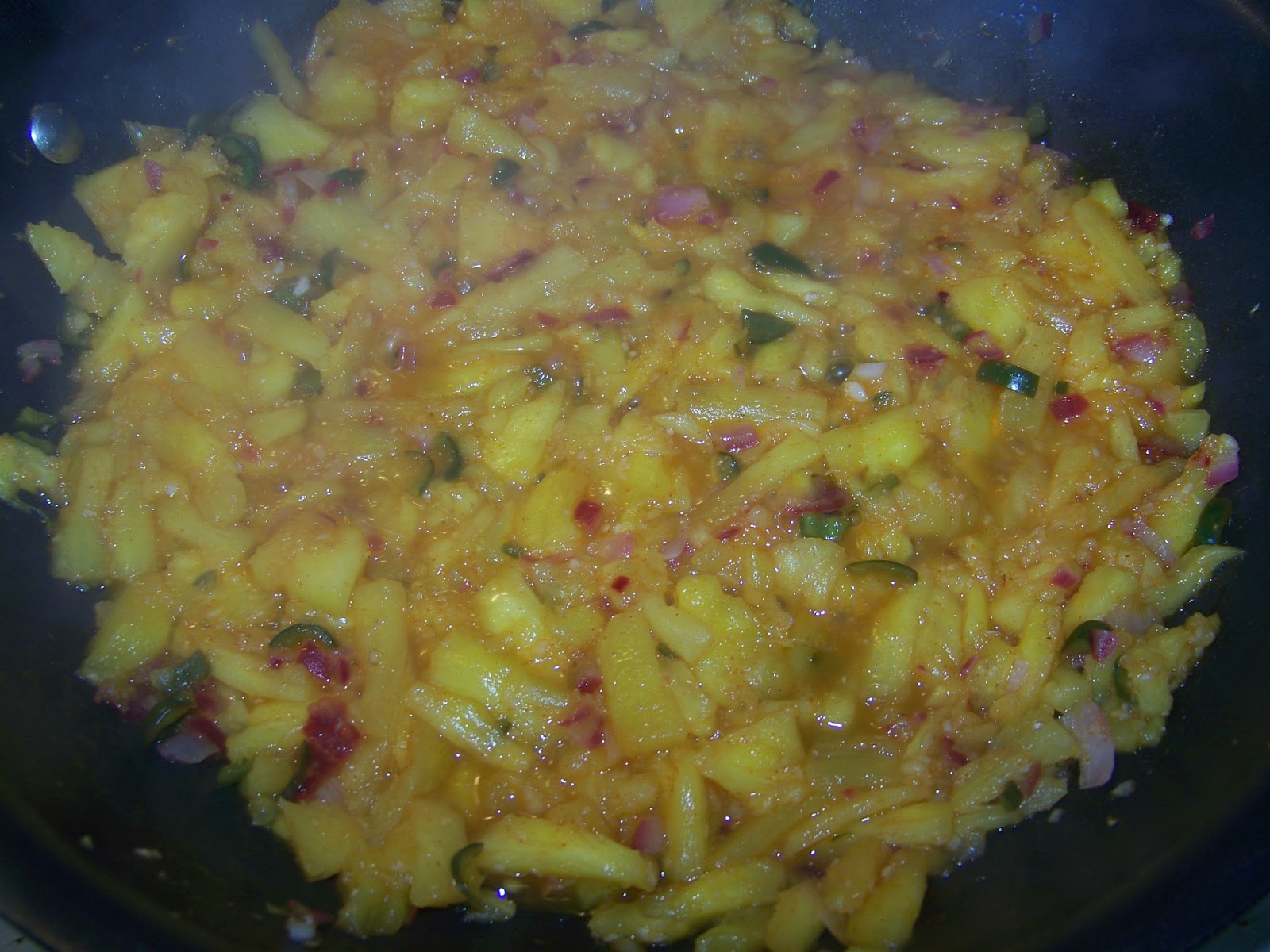 Kitchen Simmer Pineapple Relish