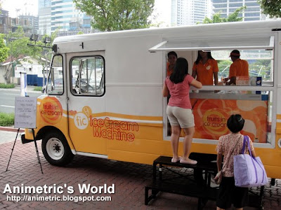 FIC ice cream truck at Yummy Eats