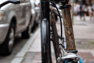 Single speed bicycle bike boylston st boston usa the biketorialist oury grips bmx style handlebar rust track frame 