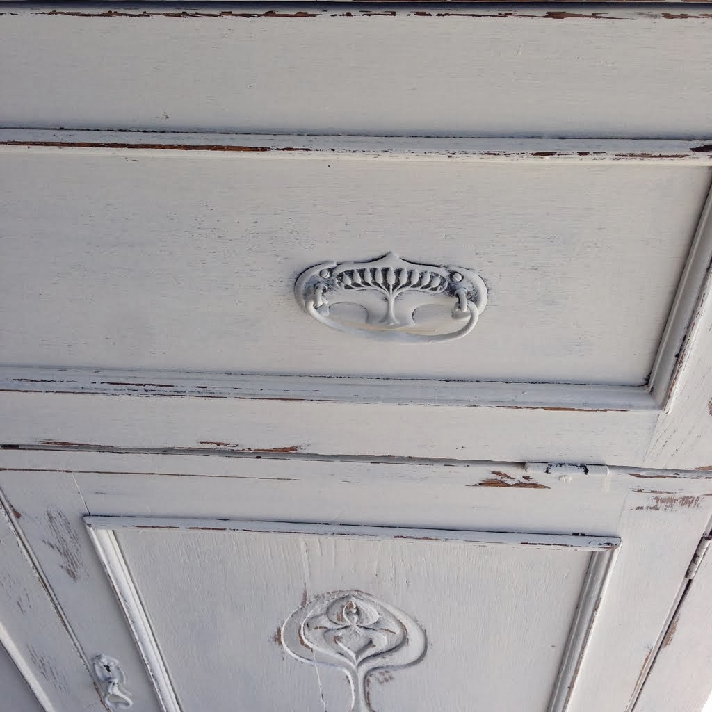 Lilyfield Life How to Paint Burnt Wood