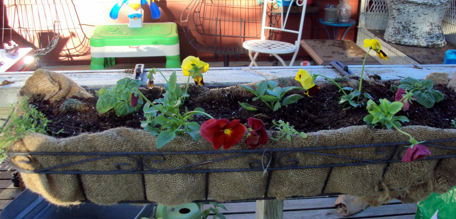 A Refinished Life Burlap Planter Liner