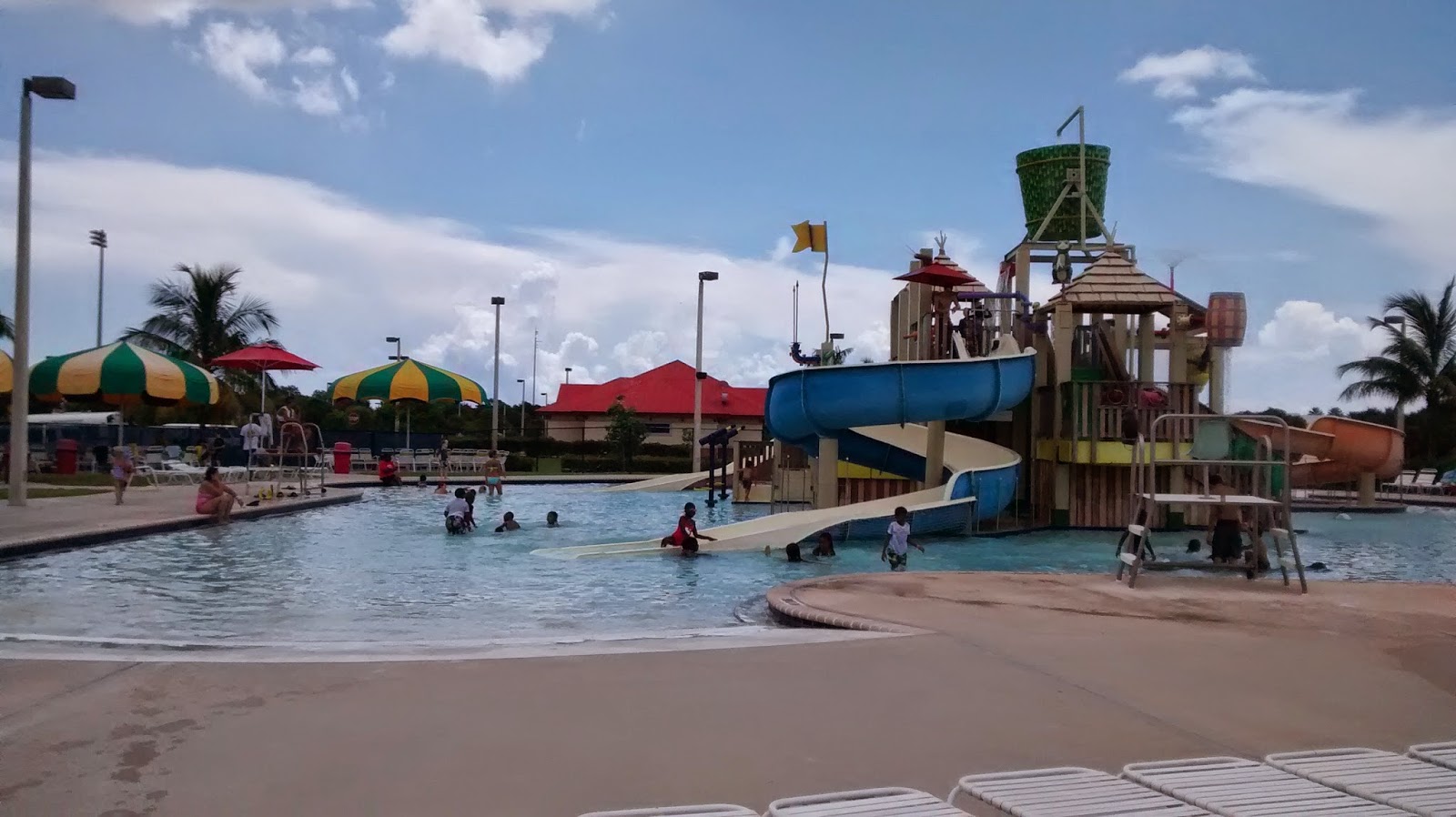 Monica's Travels and Reviews TROPICAL SPLASH WATER PARK IN LAUDERHILL