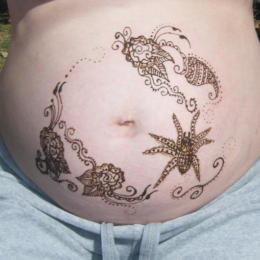Pregnant Henna Belly My Henna Design Sasha smudged the spider, ... Pregnant Henna Belly My Henna Design Sasha smudged the spider, ...