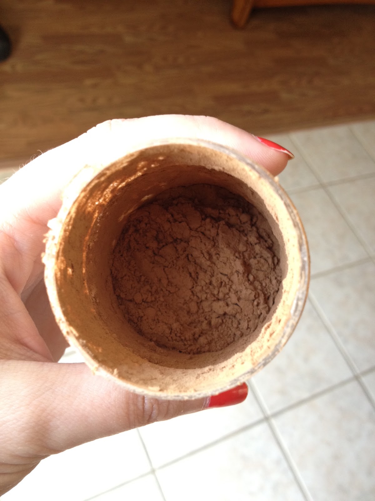 Defrump Me DIY Dry Shampoo for Dark Hair