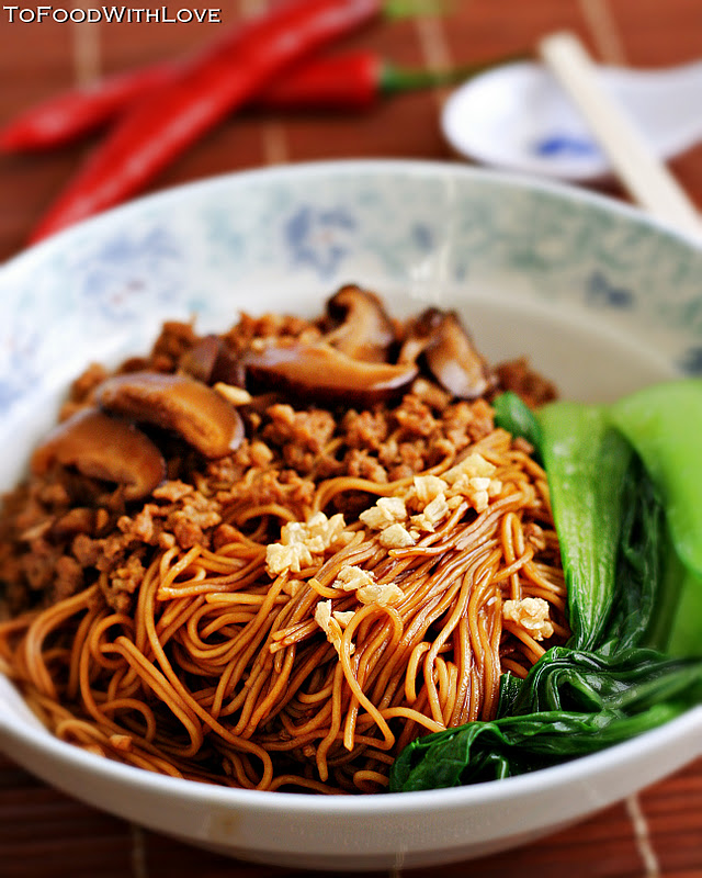 To Food with Love Egg Noodles with Pork and Mushroom Sauce (Kon Loh Mee)