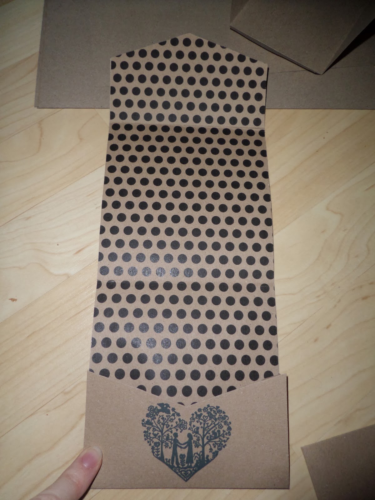 Mauv is Crafty Diy Kraft Pocketfold Wedding Invitations Tutorial