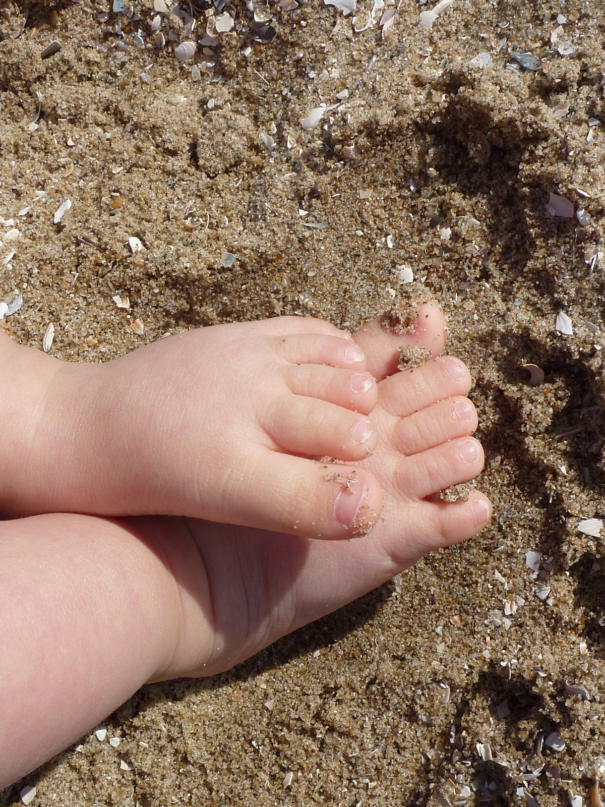 No time to be bored Sandal gap