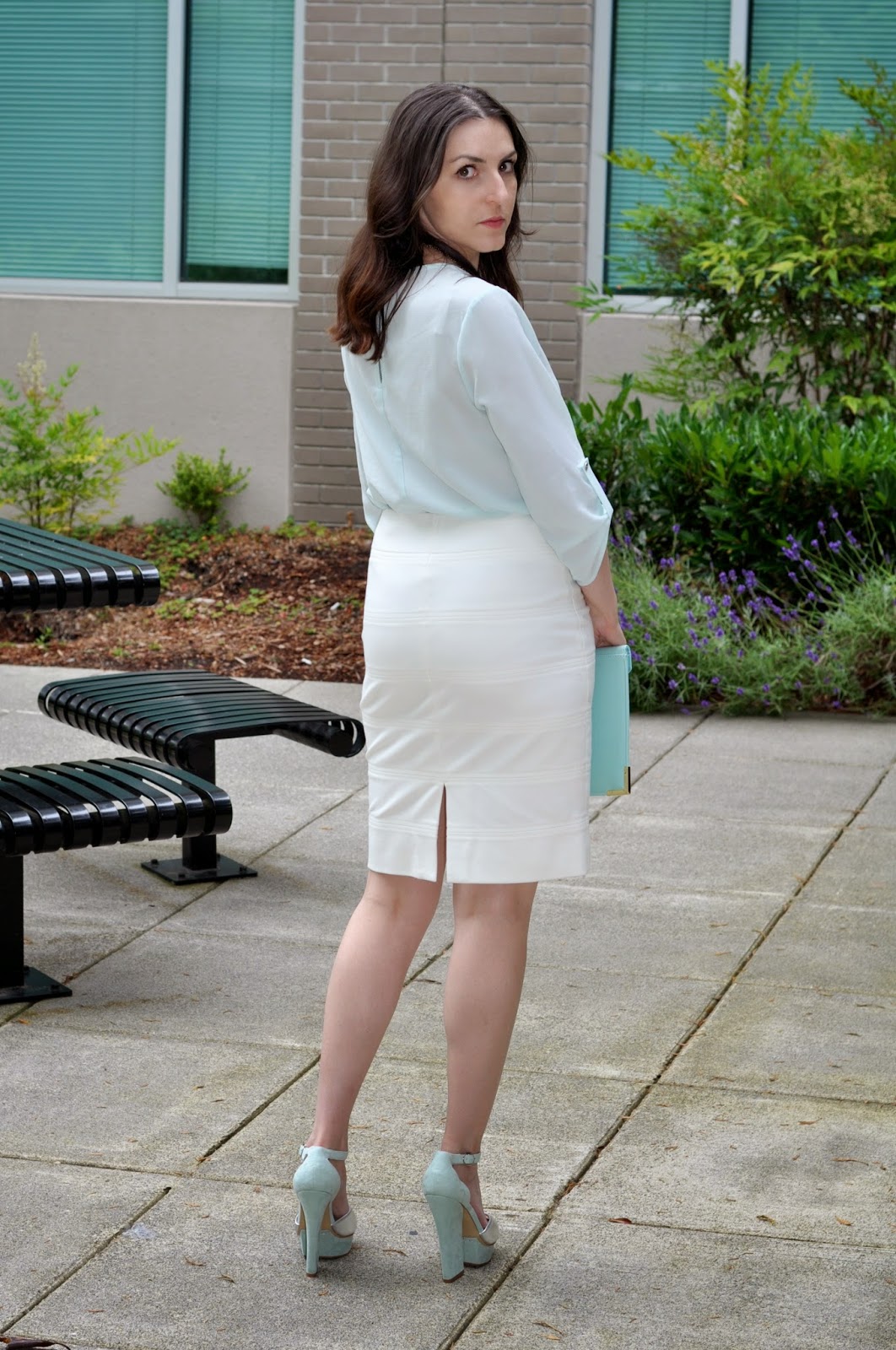 Kiki Simone Fashion Fashion blog by Kiki Simone Williamson clothing