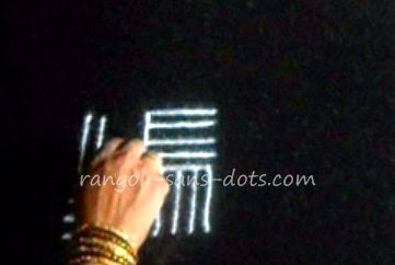 draw the parallel lines rangoli-with-lines-1.jpg