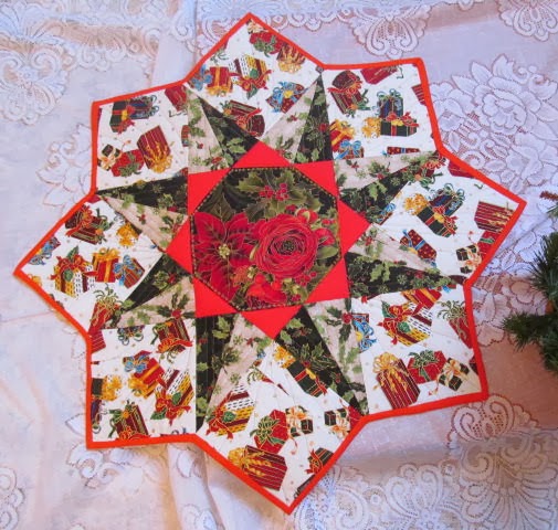 Новогодние поделки из кусочков ткани Новогодние поделки из кусочков ткани