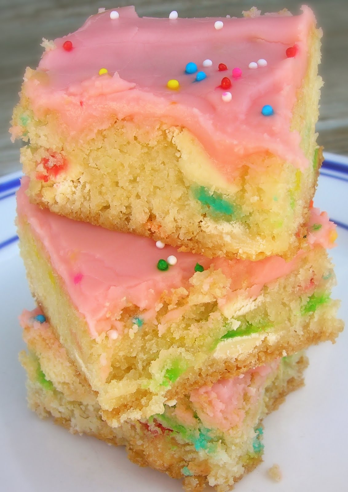 Cake Batter Blondies Recipe Six Sisters' Stuff