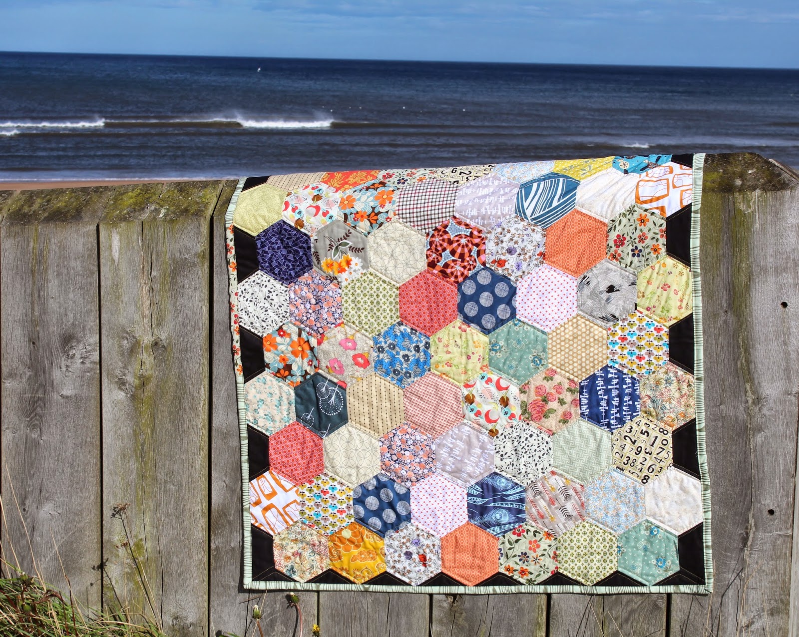 Issabella The Cat Hexagon quilt