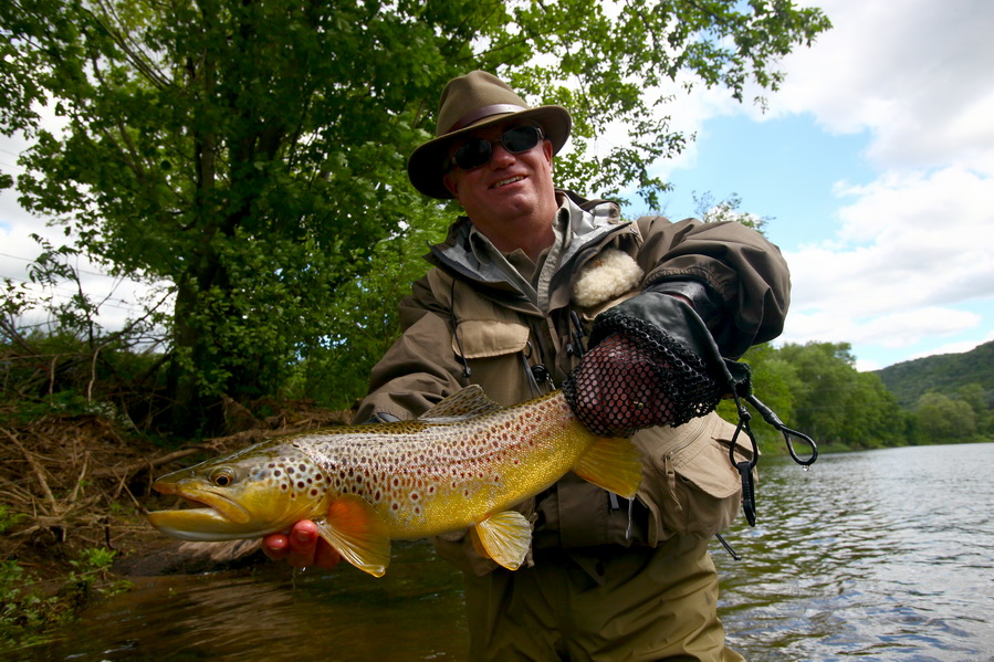 Steelhead Alley Outfitters Lake Erie Fly Fishing Guide Service and