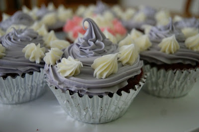 the valentines cupcakes