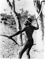 Armas aborigenes bumeran bumeran, boomerang, lanzamiento de bumeran, historia del bumeran, tipos de bumeran