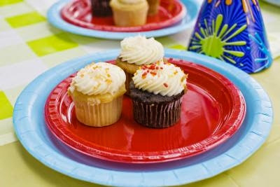 How To Convert A Cake Recipe Into Cupcakes How To Convert A Cake Recipe Into Cupcakes
