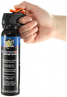 Protect yourself and your family with this large Firemaster 18% pepper spray. Pepper Spray Firemaster is perfect to use for outdoor self defense.