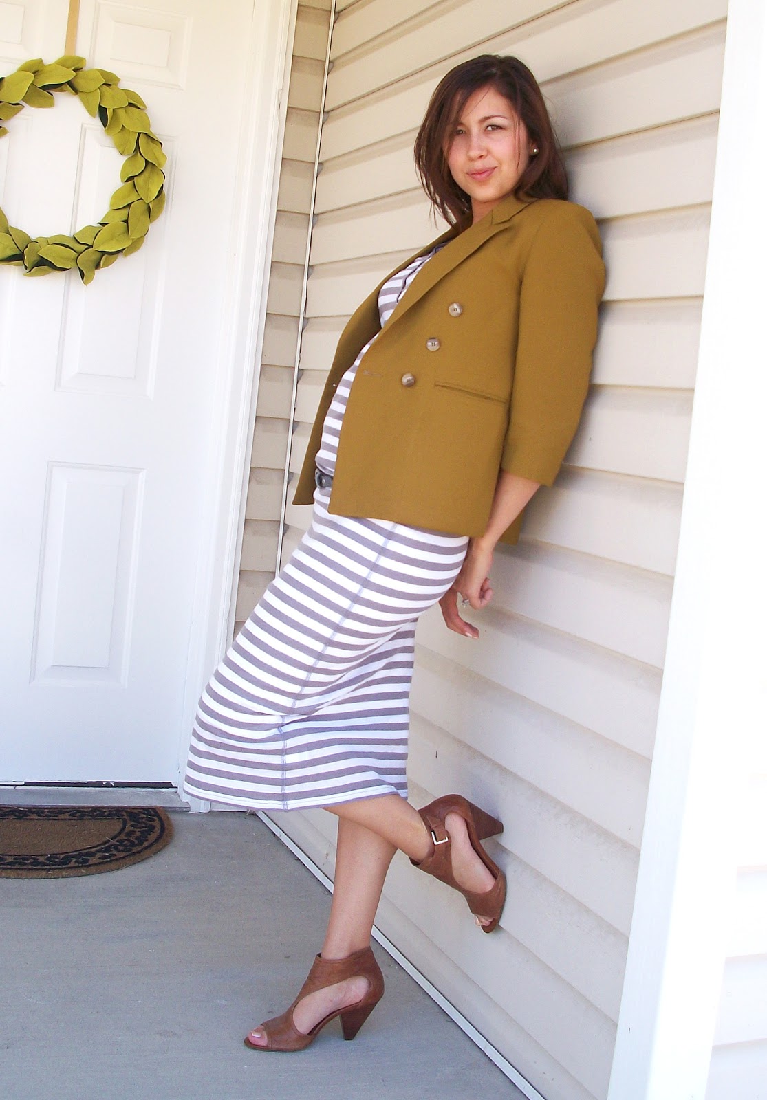 THE SISTERS BLOG Who says horizontal stripes make you look...