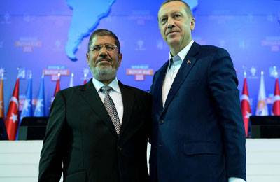 Mursi bersama Erdorgan Mursi bersama Erdorgan