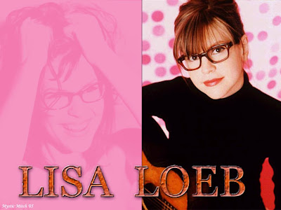 American Songwriter Lisa Loeb Images