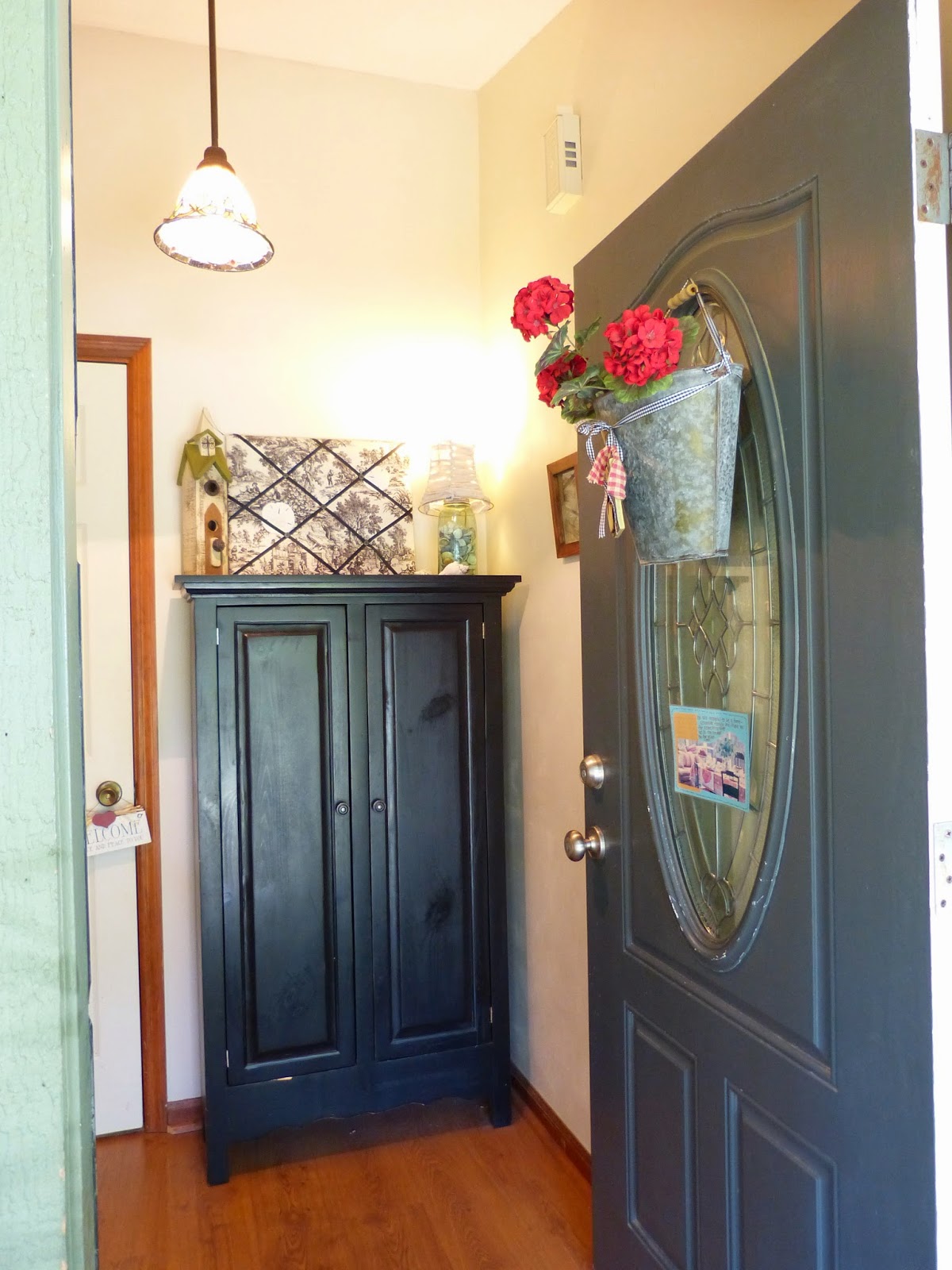 Creating a Beautiful Life on Less Home Tour with Monica... www.blissfulanddomestic.com
