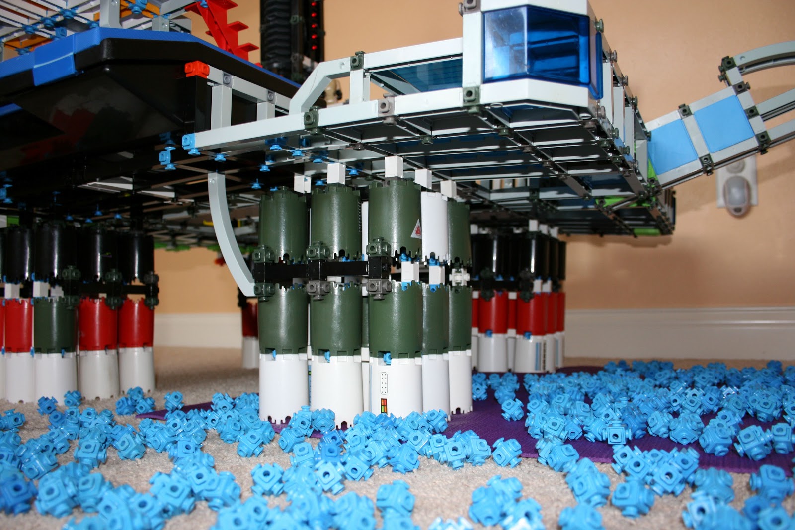 Thoughts Abound: Construx Oil Platform Thoughts Abound: Construx Oil Platform