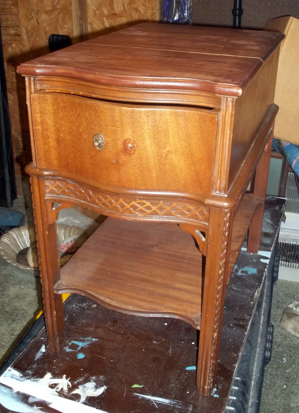 PICKIN and PAINTIN........... TURQUOISE CHALK PAINT BEDSIDE TABLE