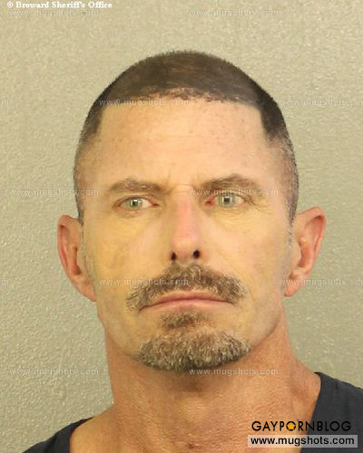 Welcome to my world.... : GAY PORN DADDY TIM KELLY ARRESTED IN FLORIDA