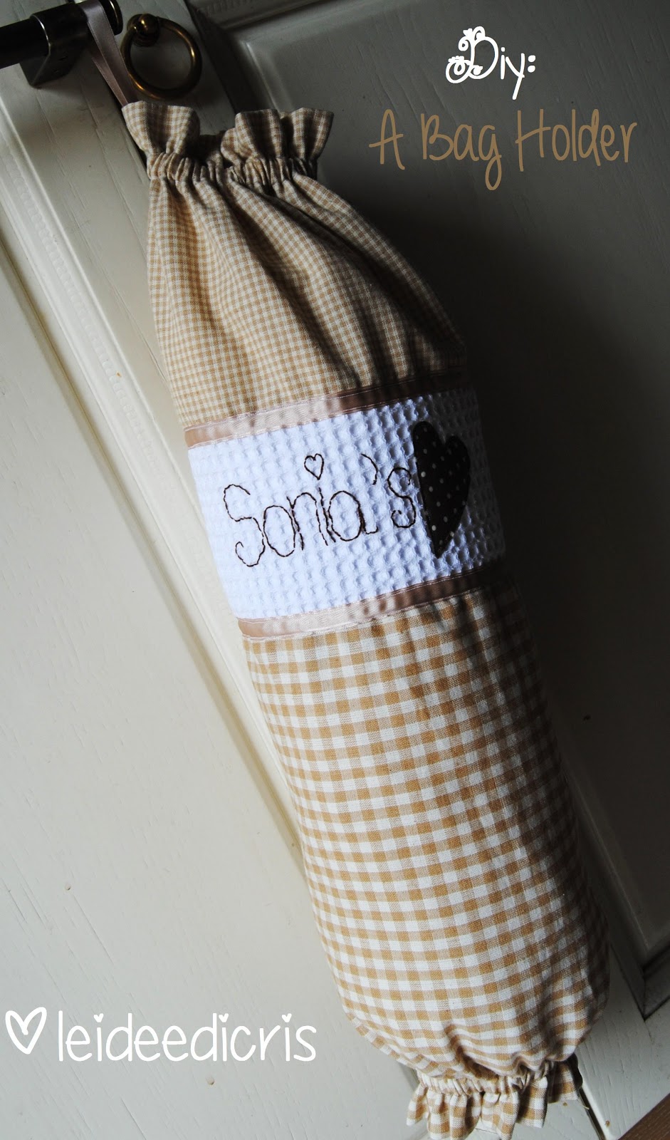 agentletouch Diy a bag holder for a friend...