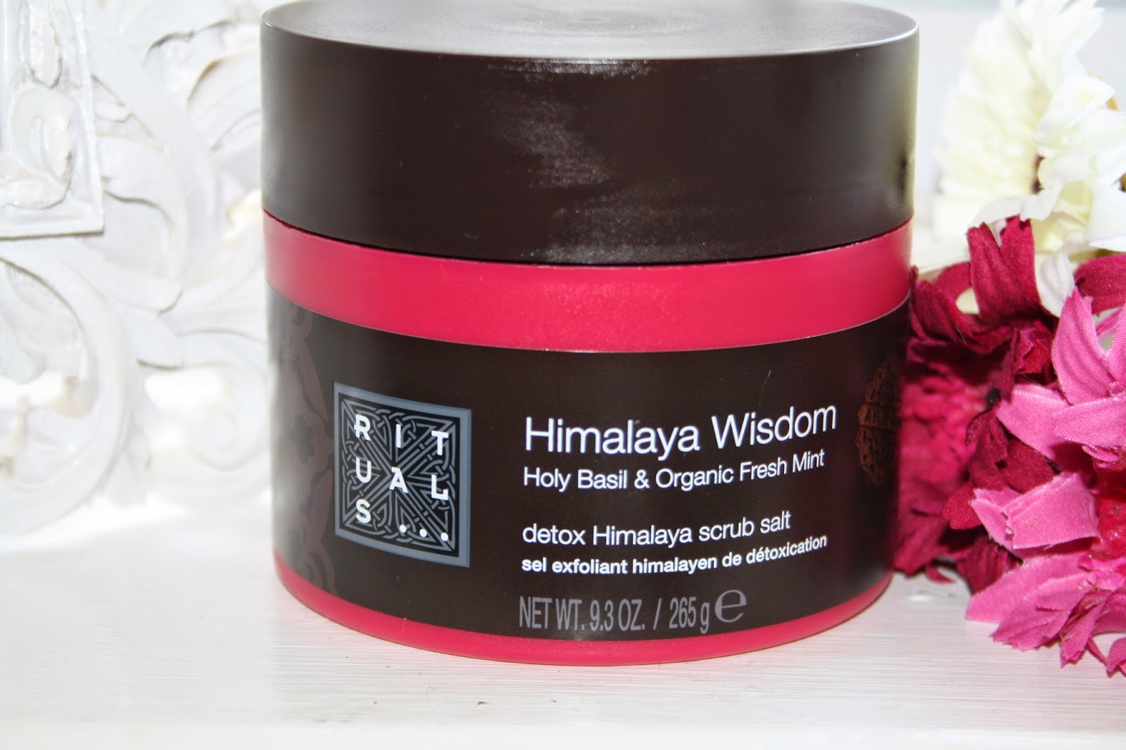 REVIEW RITUALS HIMALAYA WISDOM SCRUB SALT PRETTY YOUNG THING