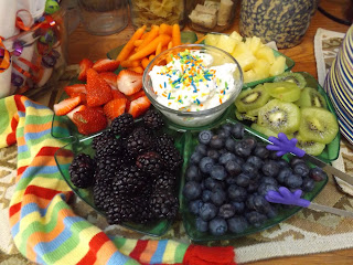 A Mom's Spare Time: Rainbow Unicorn Birthday Party - on a budget!