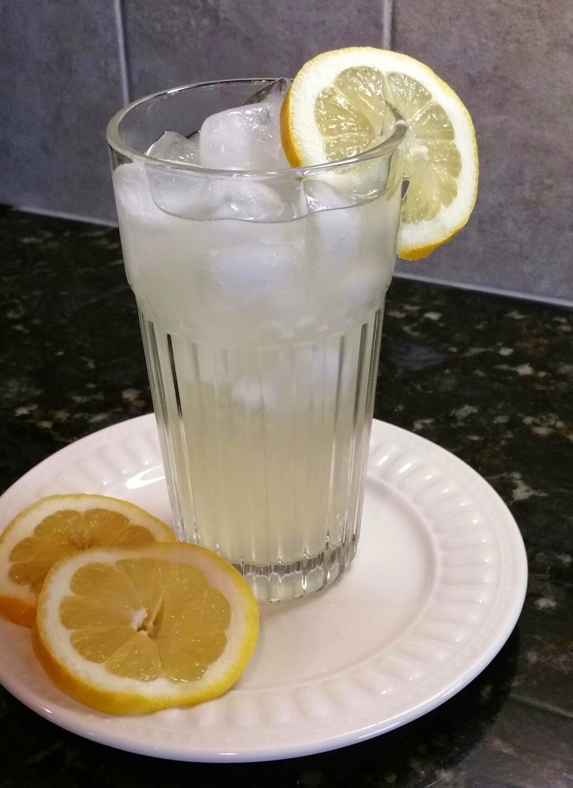 CROWDED KITCHEN Homemade Lemonade