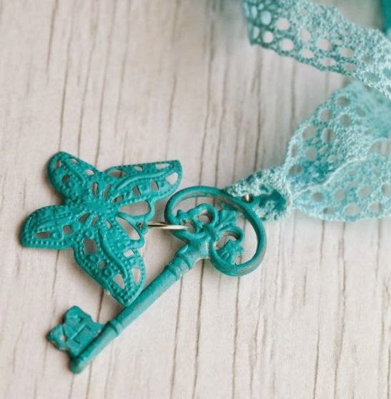 pretty lace key necklace