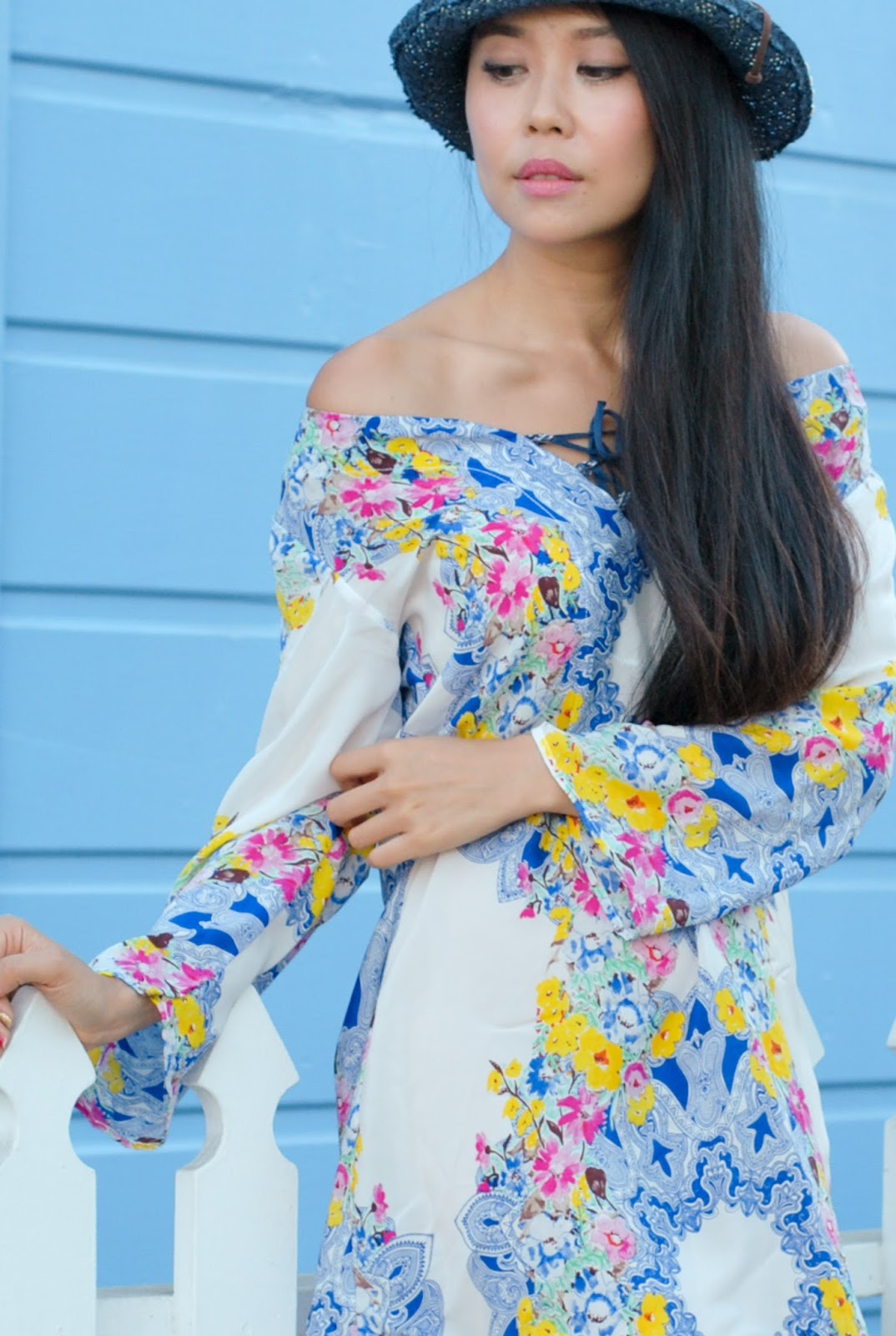 Asian American fashion blogger