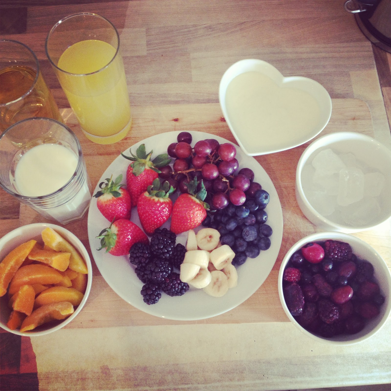 Baking Beautiful 5 Healthy Smoothies Under 200 Calories!