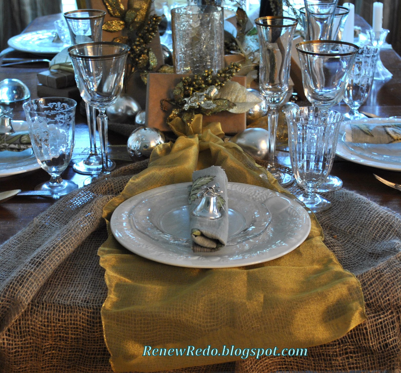 ReNew ReDo! Washing Burlap And Putting It On The Table