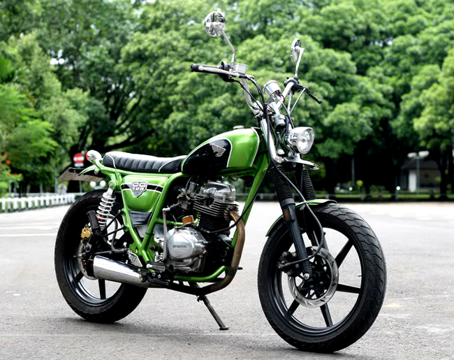 Koleksi foto gambar modifikasi motor cb 100 terbaru honda klasik unik