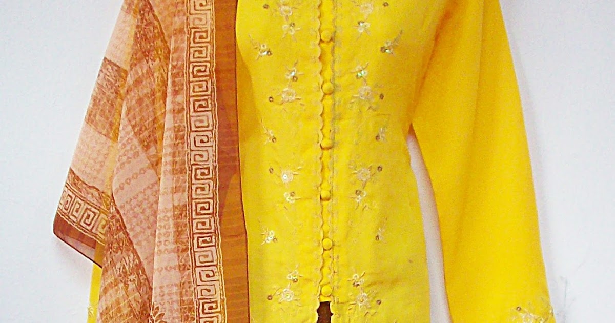 kebaya kuning